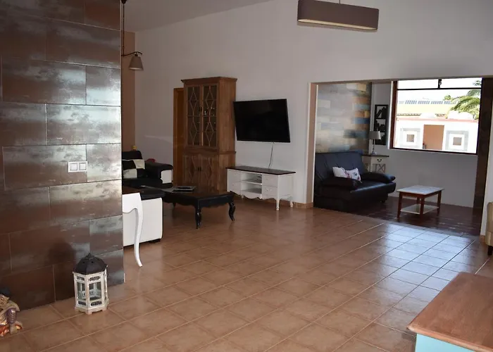 Experience Heated Salty Water Pool Villa Caleta de Fuste