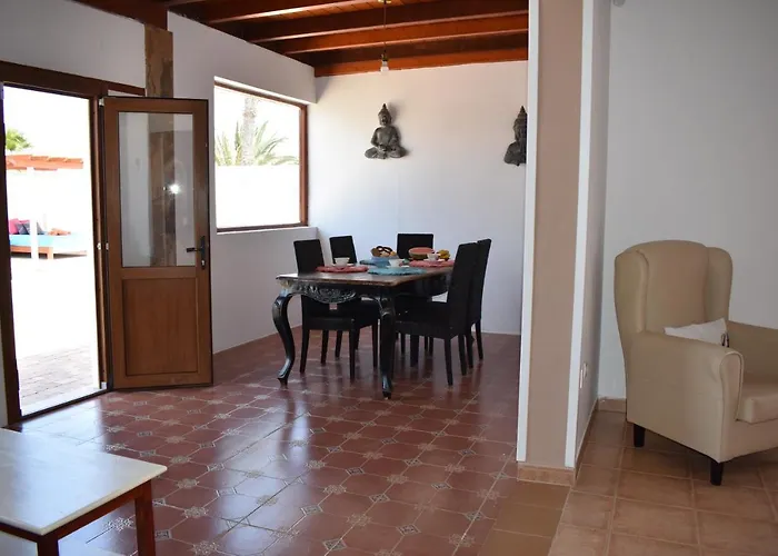 Experience Heated Salty Water Pool Villa Caleta de Fuste