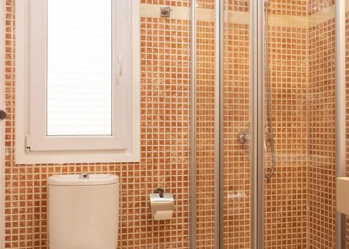 Вилла Experience Heated Salty Water Pool *